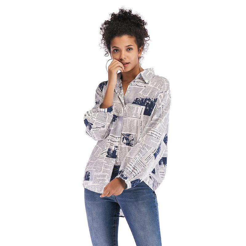 Damen Hemdbluse mit modernem Zeitungsdruck und oversized Schnitt Drune