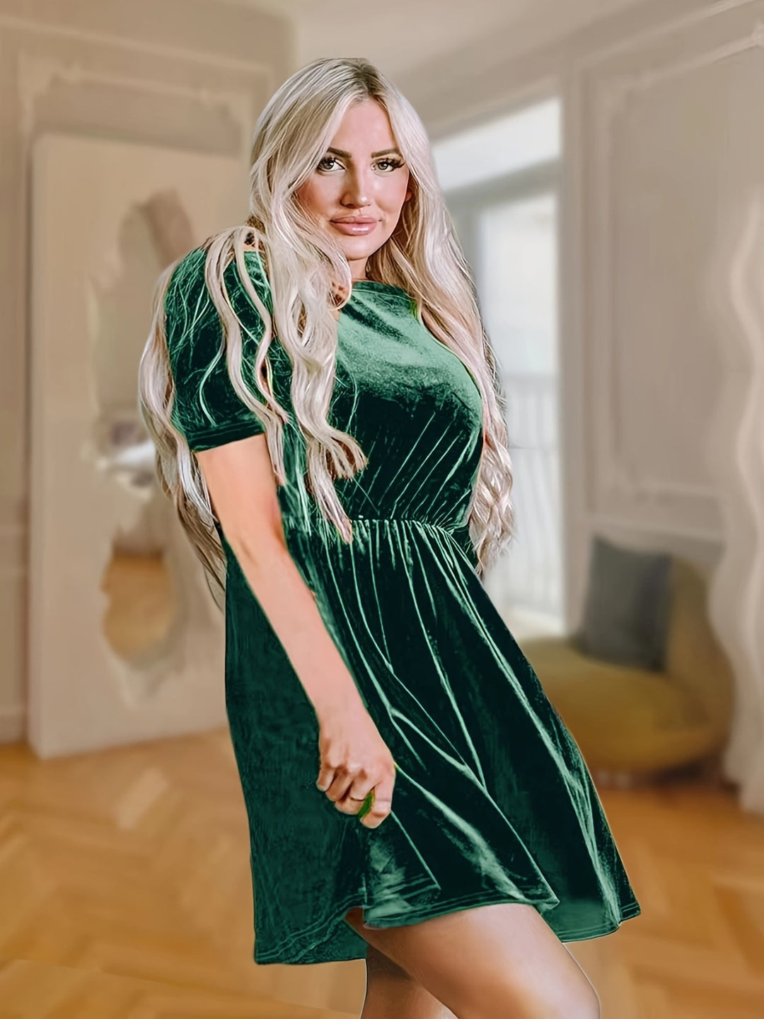 Drune | Einfarbiges Samtkleid