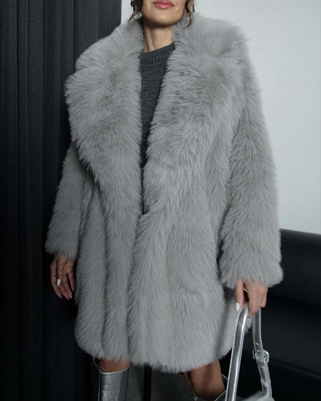 Drune | Mantel mit Umgeschlagenem Kragen für Einen Eleganten Look