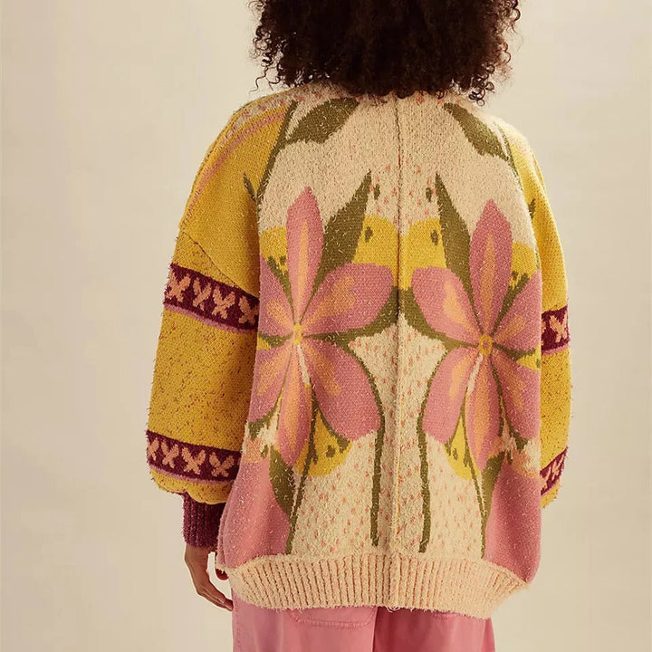 Drune | florale Strickjacke mit lockerer Passform und langen Ärmeln