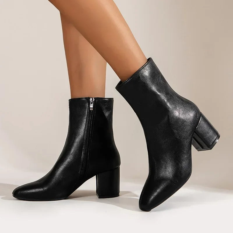 Drune | Bequeme Damen Stiefeletten mit Absatz