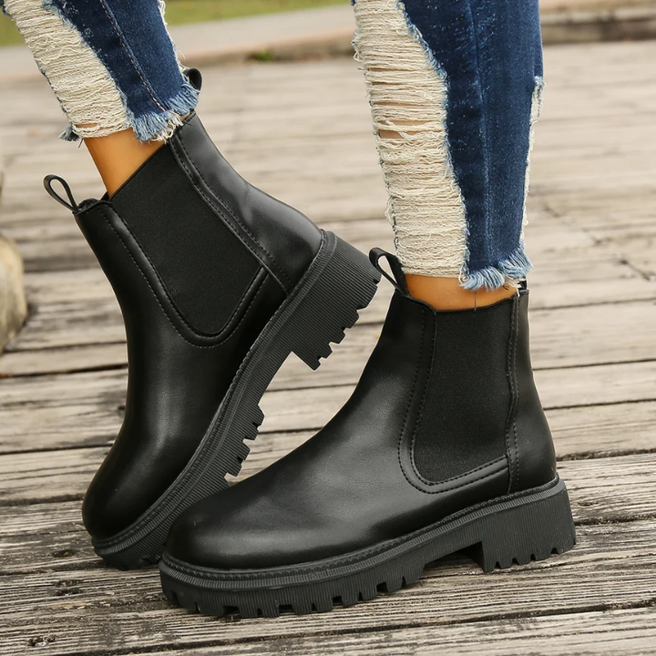 Drune | Damen Chelsea Boots aus Leder mit Zugschlaufen