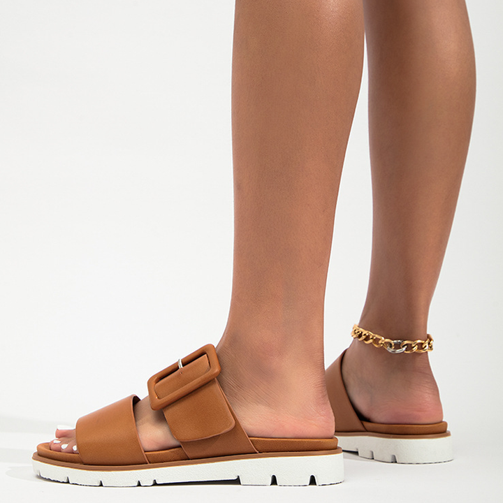 Drune | Lässige Absatzsandalen