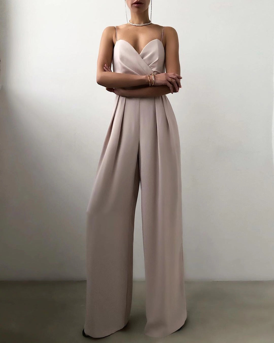 Drune | Damen Eleganter Fließender Jumpsuit mit Spaghettibändern für Festliche Anlässe