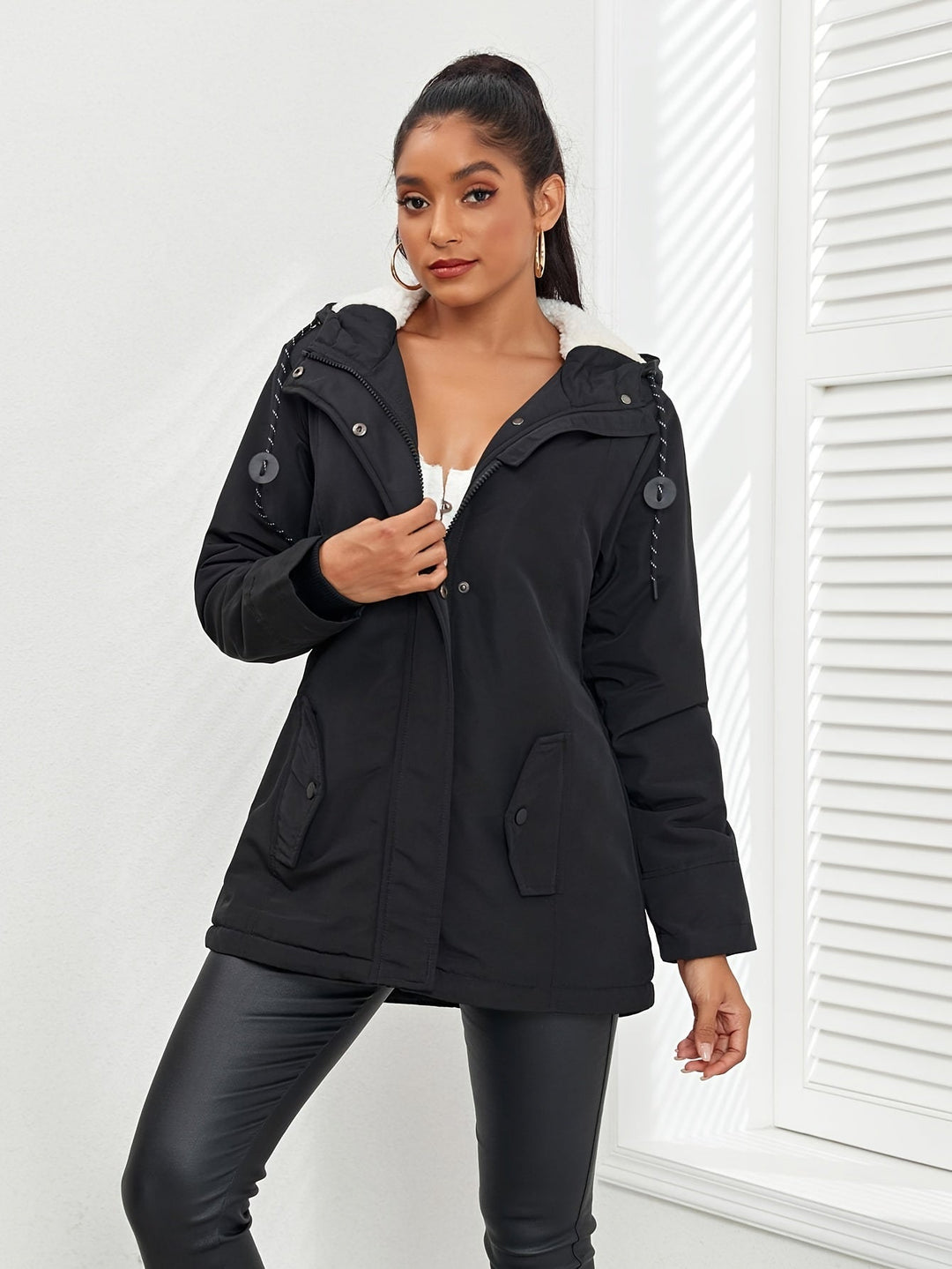 Drune | Winterjacke Casual Cosy mit Fleece-Futter und Kapuze für Frauen - Ideal für Herbst/Winter
