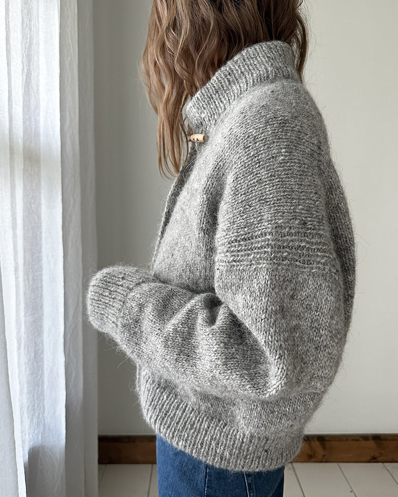 Drune | Graue Strickjacke mit Knöpfen