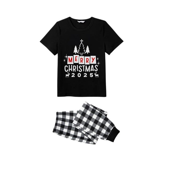 Drune | Schwarz-Weiß karierte kurzärmelige Weihnachtsfamilien-Pyjama-Set mit "Frohe Weihnachten 2025" und Weihnachtsbaum-Druck