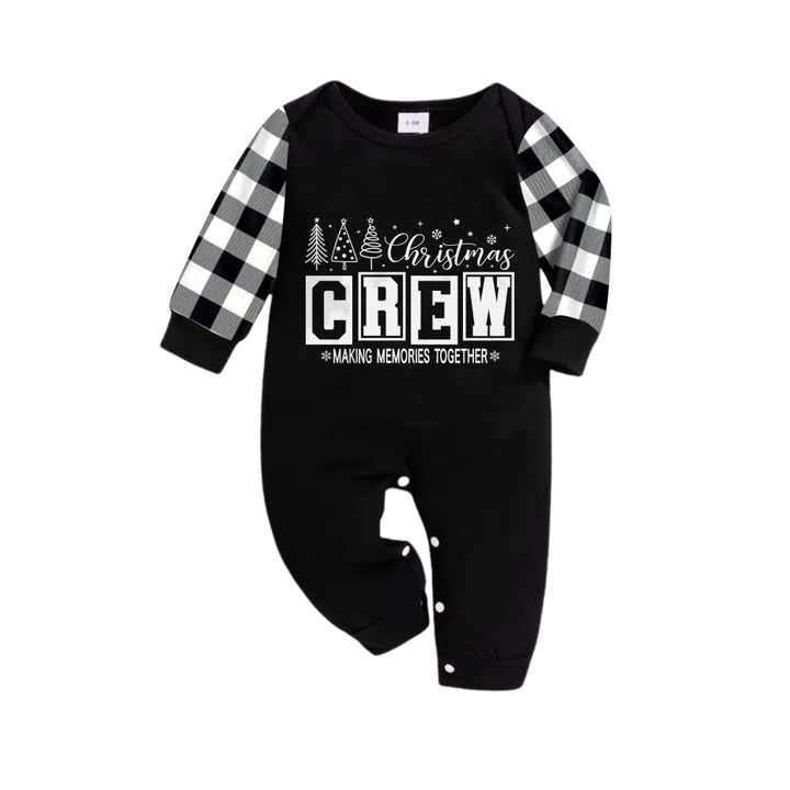 Drune | Schwarz-Weiße Karierte Weihnachts-Pyjama-Set Mit Weihnachtsbaum und "Gemeinsam Erinnerungen Schaffen" Textdruck