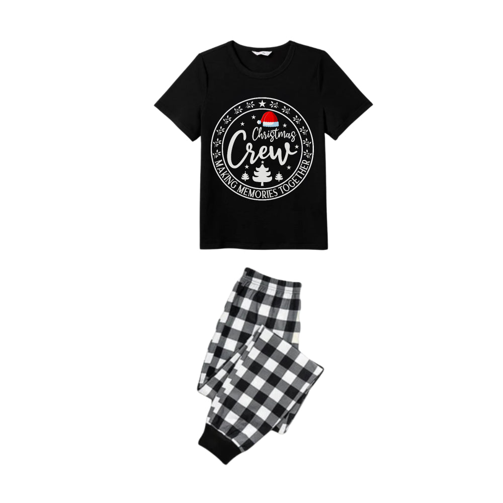 Drune | Schwarz-weiß kariertes Kurzarm-Weihnachtsfamilien-Pyjama-Set mit Weihnachtsmannmütze und "Christmas Crew Making Memories Together"-Druck