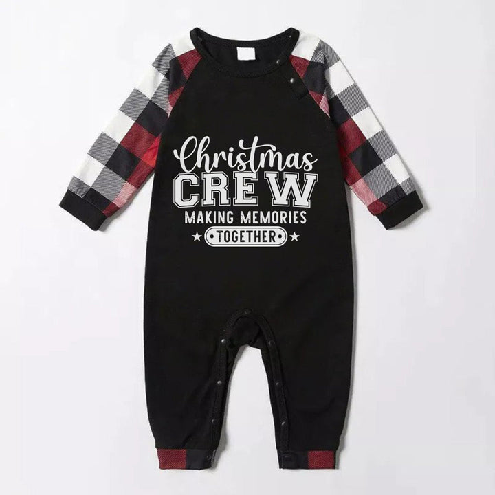 Drune | Weihnachts Familien passende Schlafanzüge - Rote und graue Karomuster Pjs Set mit Weihnachts Slogan Druck