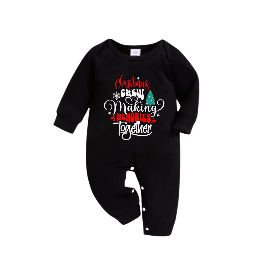 Drune | Weihnachtsfamilien-Pyjamas im Partnerlook - Schwarzes Oberteil und grüne karierte Hose Pjs Set mit "Christmas Crew Making Memories Together" künstlerischem Schriftzug