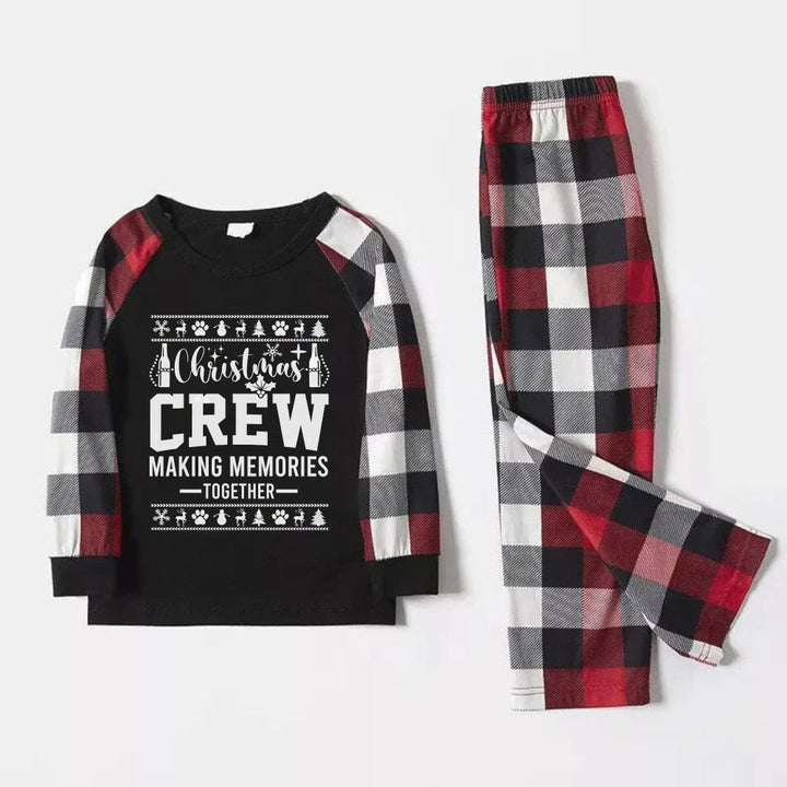 Drune | Weihnachtsfamilie passende Pyjamas - Rote und graue karierte PJs mit Slogan und weihnachtlichem Musterdruck