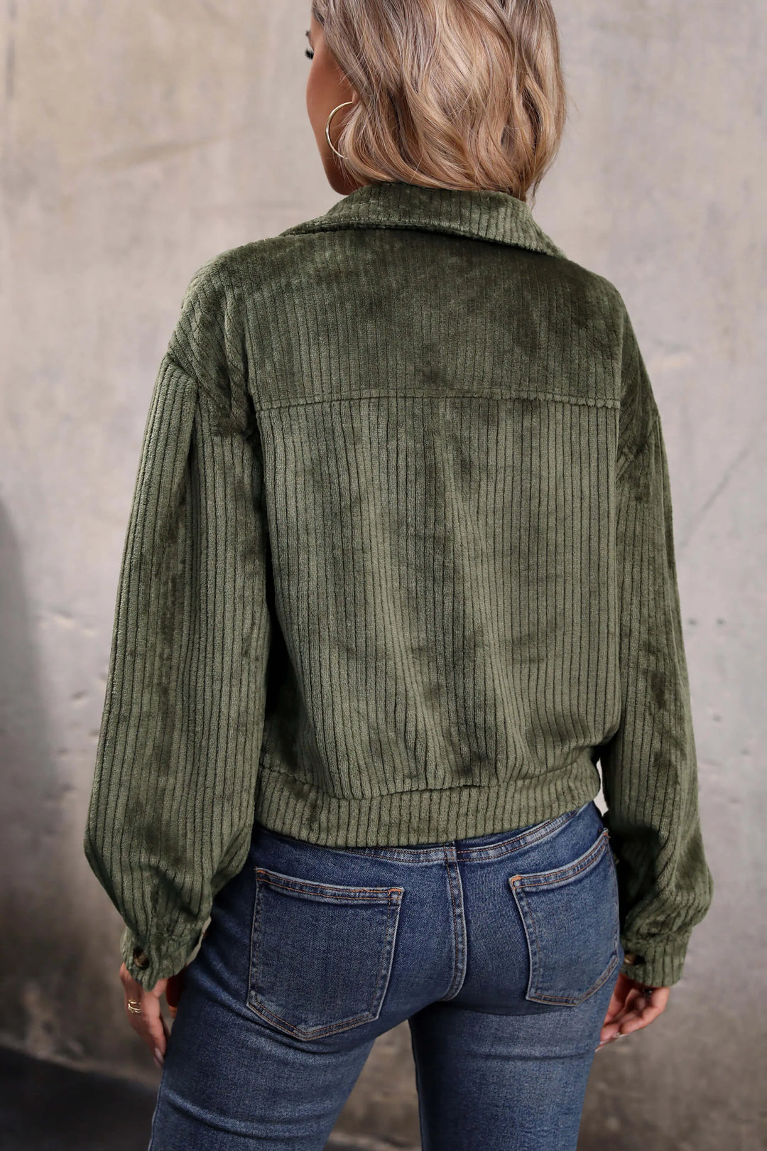 Drune | Kürzere Cordjacke - Olivengrün