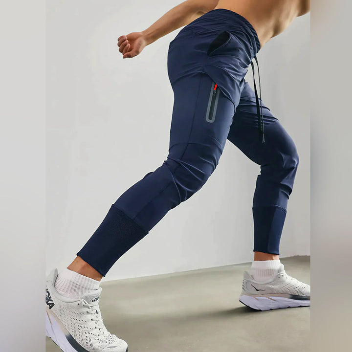 Drune | Jogginghose mit Cargo-Taschen - Sportliche Trainingshose Slim Fit für Alltag & Fitness