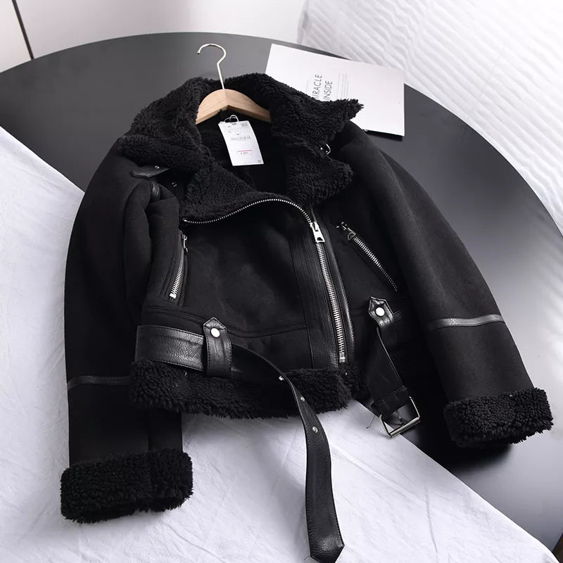 Drune | Elegante Wildleder-Winterjacke für Frauen