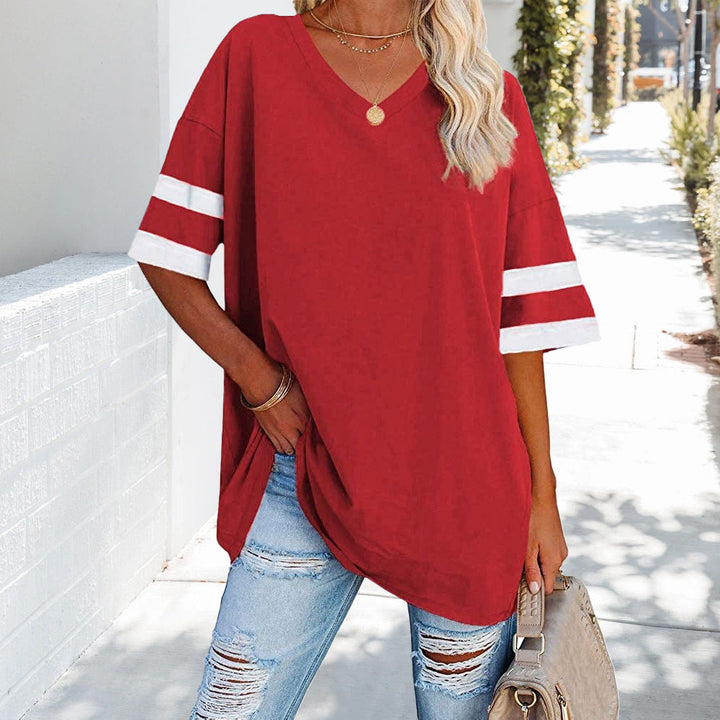Drune | Kontrastfarbenes, lockeres Damen-T-Shirt mit V-Ausschnitt