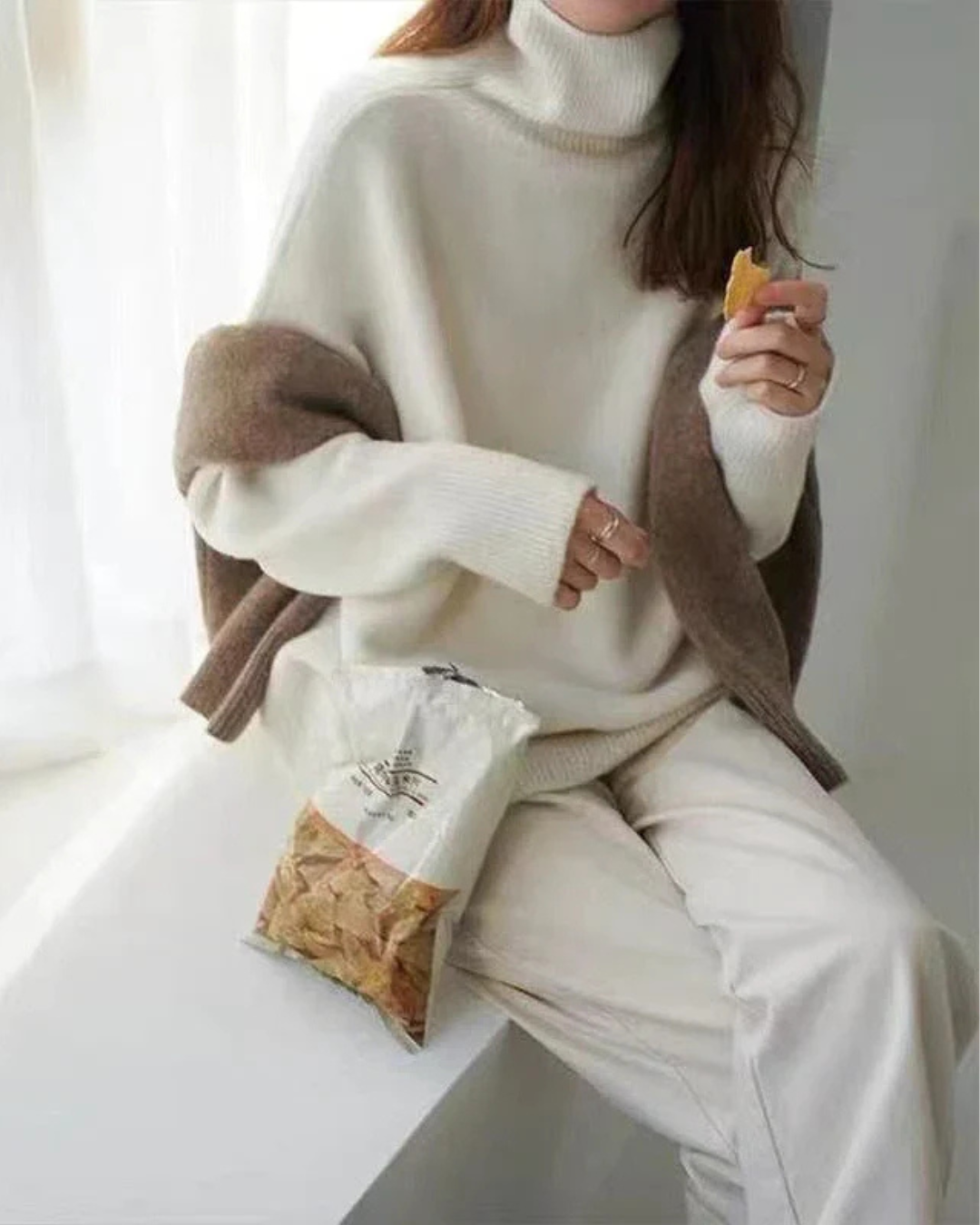 Drune | Amelia Cashmere Rollkragenoberteil Luxuriös Schwarz oder Weiß