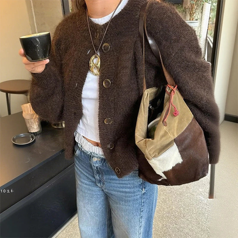 Drune | Damen Braun Strickjacke mit langen Ärmeln und Knopfverschluss