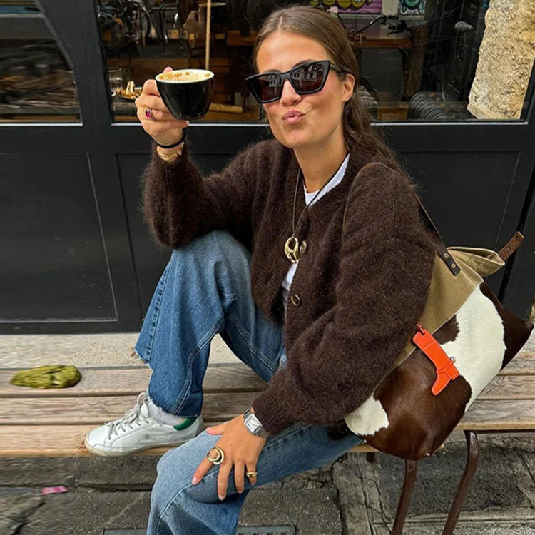 Drune | Damen Braun Strickjacke mit langen Ärmeln und Knopfverschluss