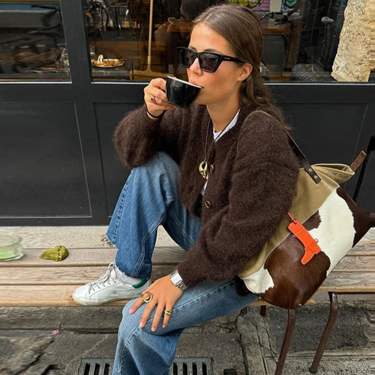 Drune | Damen Braun Strickjacke mit langen Ärmeln und Knopfverschluss