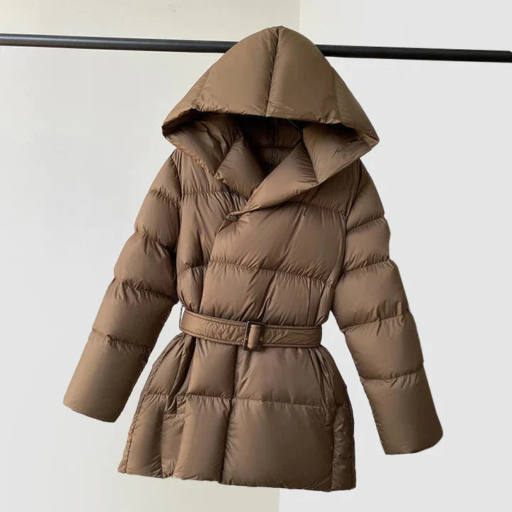 Drune | Damen Gepolsterte Pufferjacke mit Kapuze und Taillengürtel