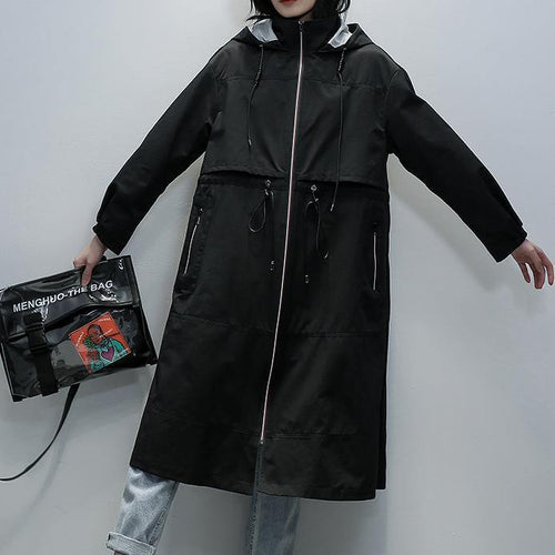 Drune | schwarze Modekleidung für Frauen Mäntel mit Kapuze Reißverschlussmäntel