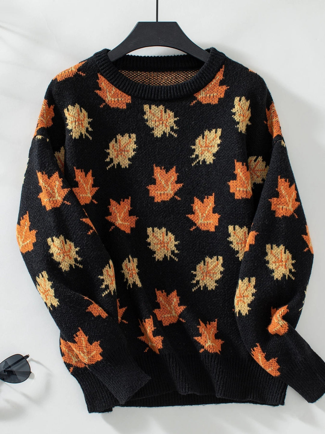 Drune | Warme Damenpullover mit Blattmuster