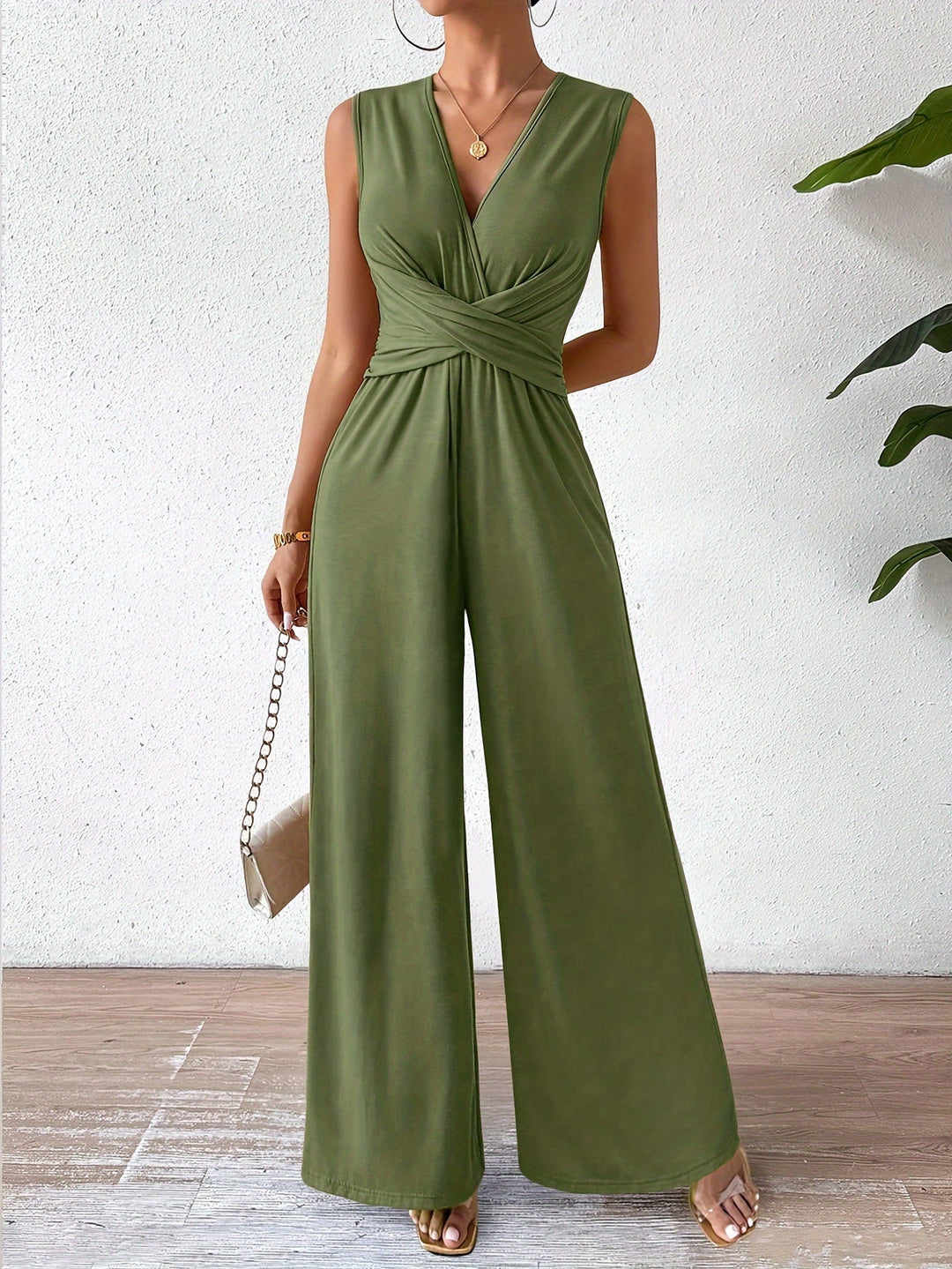 Drune | Eleganter Ärmelloser Jumpsuit Mit Schmeichelhafter Passform