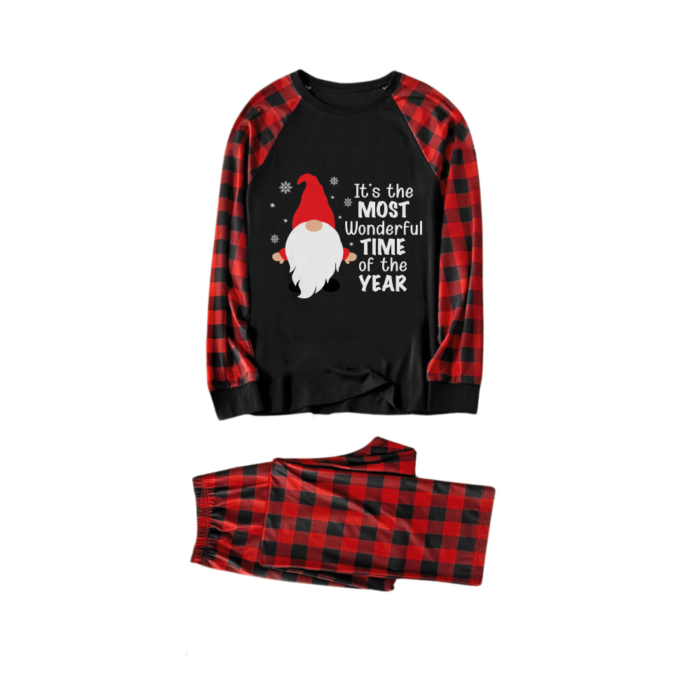 Drune | Rote und schwarze karierte Weihnachts-Pyjama-Set mit Gnom und Weihnachtsmann-Zitaten