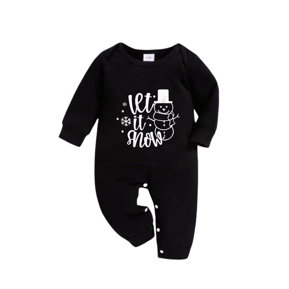 Drune | Weihnachtsfamilien-Pyjamas - Schwarzes Oberteil und grüne Karohose Pj-Set mit Schneemann und Weihnachts-Slogan-Druck