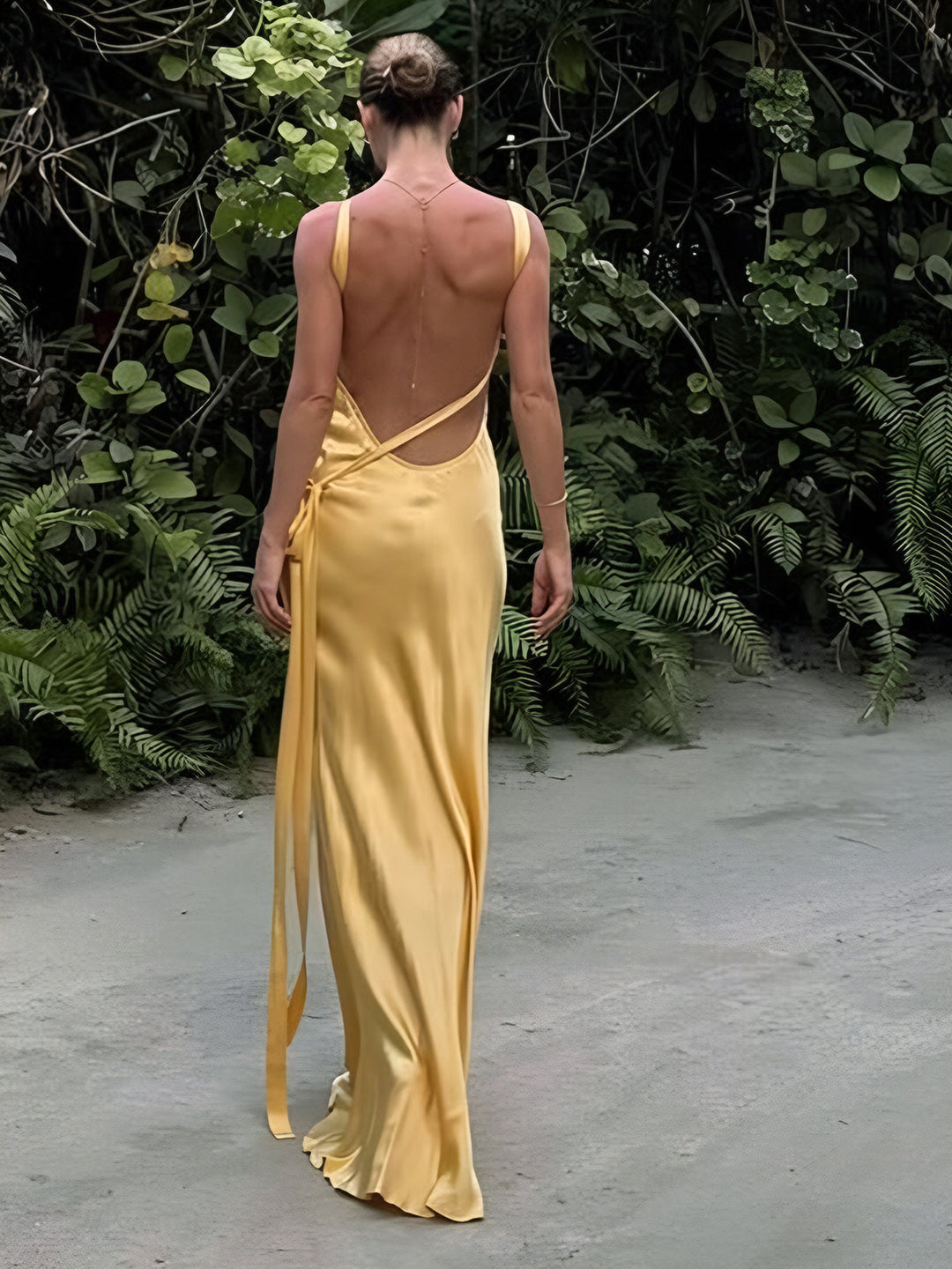 Drune | Halbtransparentes Satin Asymmetrisches Ein Schulter Langkleid