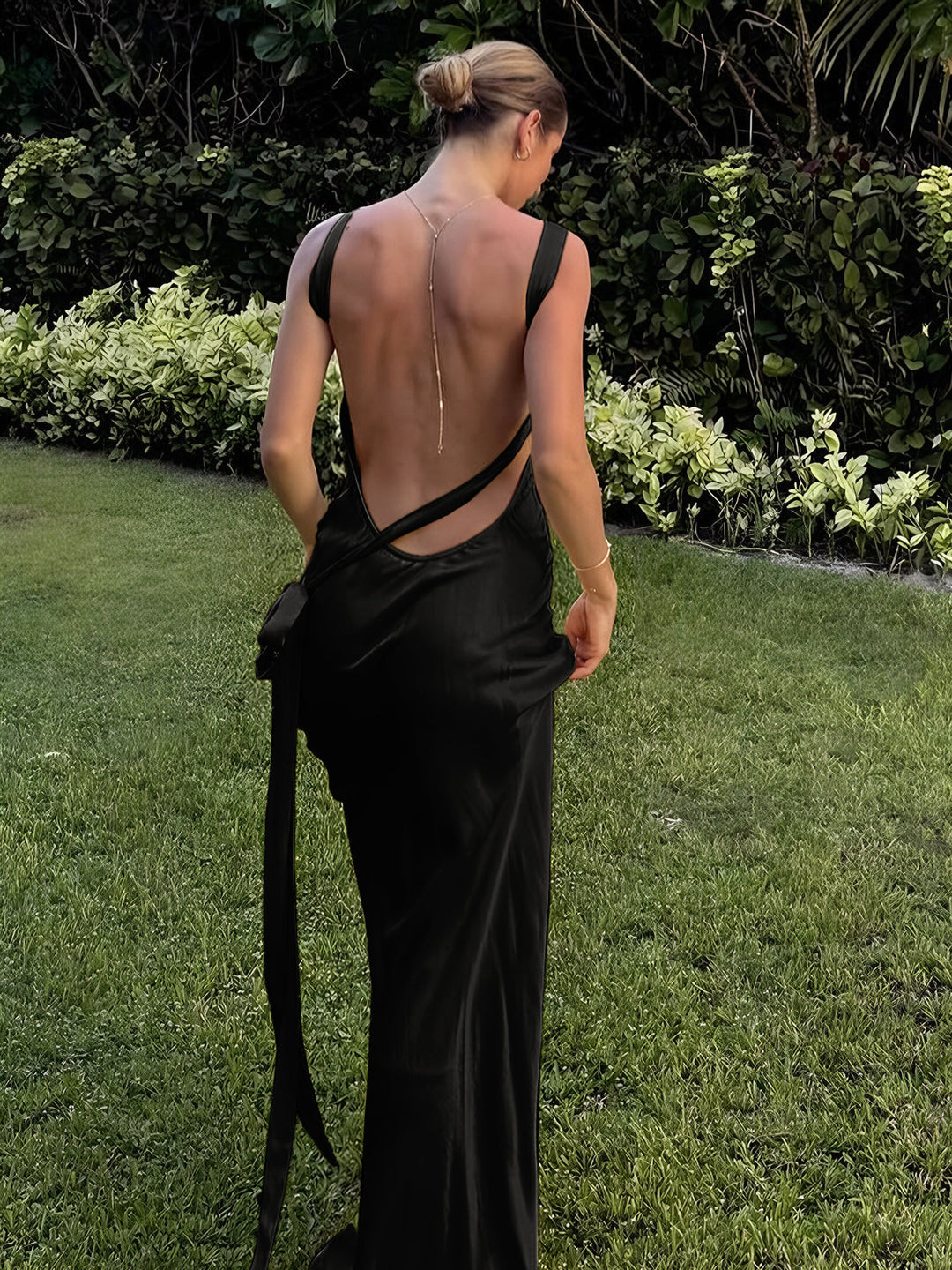 Drune | Halbtransparentes Satin Asymmetrisches Ein Schulter Langkleid