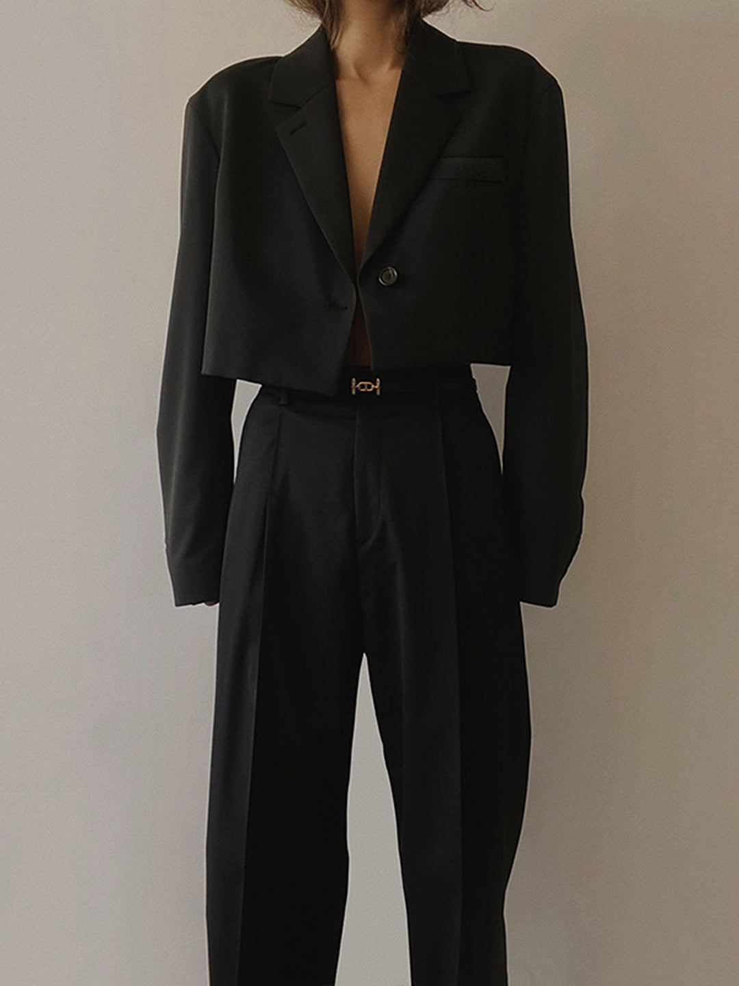 Drune | Eleganter Crop Blazer