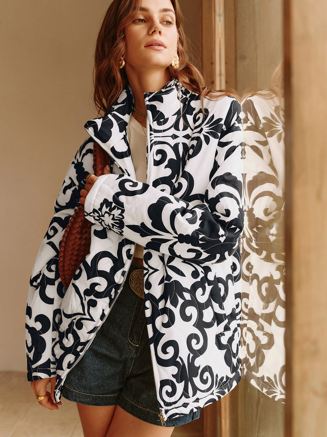 Drune | Couture Bomberjacke mit Taschen und Regulärer Passform
