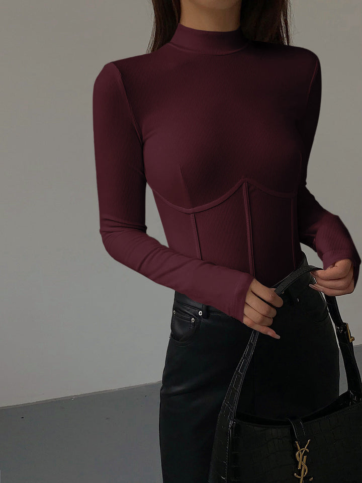Drune | Klassische Slim Fit T-Shirt für Frauen