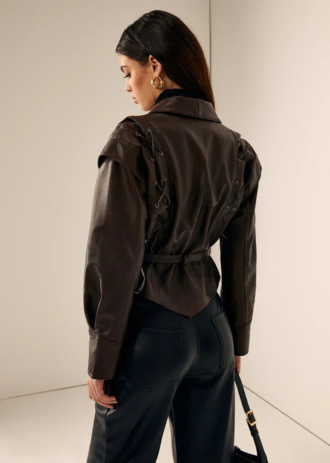 Drune | Leder Wickeljacke mit Gürtel