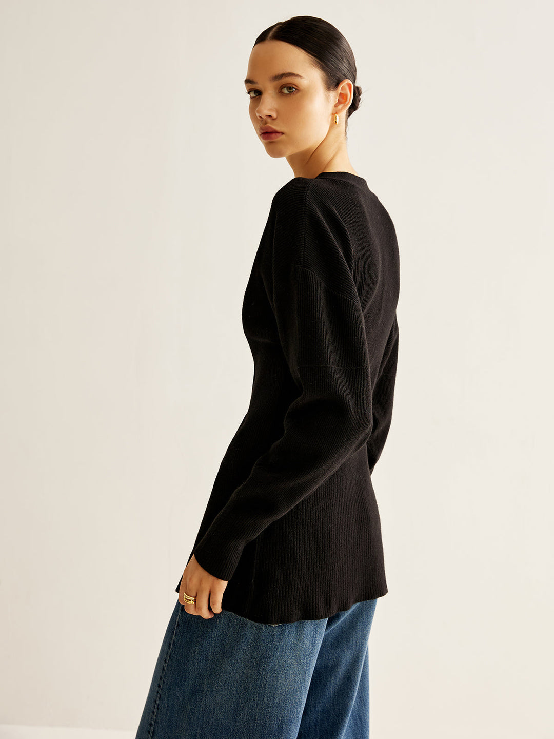Drune | Cardigan mit Tiefem V-ausschnitt und Knöpfen Lässige Passform Minimalistisch und Zeitlos