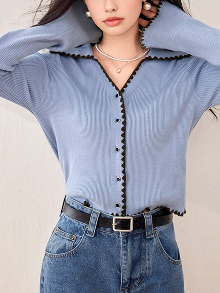 Drune | Cardigan mit Kontrastkante und Rüschendetails Schlanker Schnitt Feminin und Schick