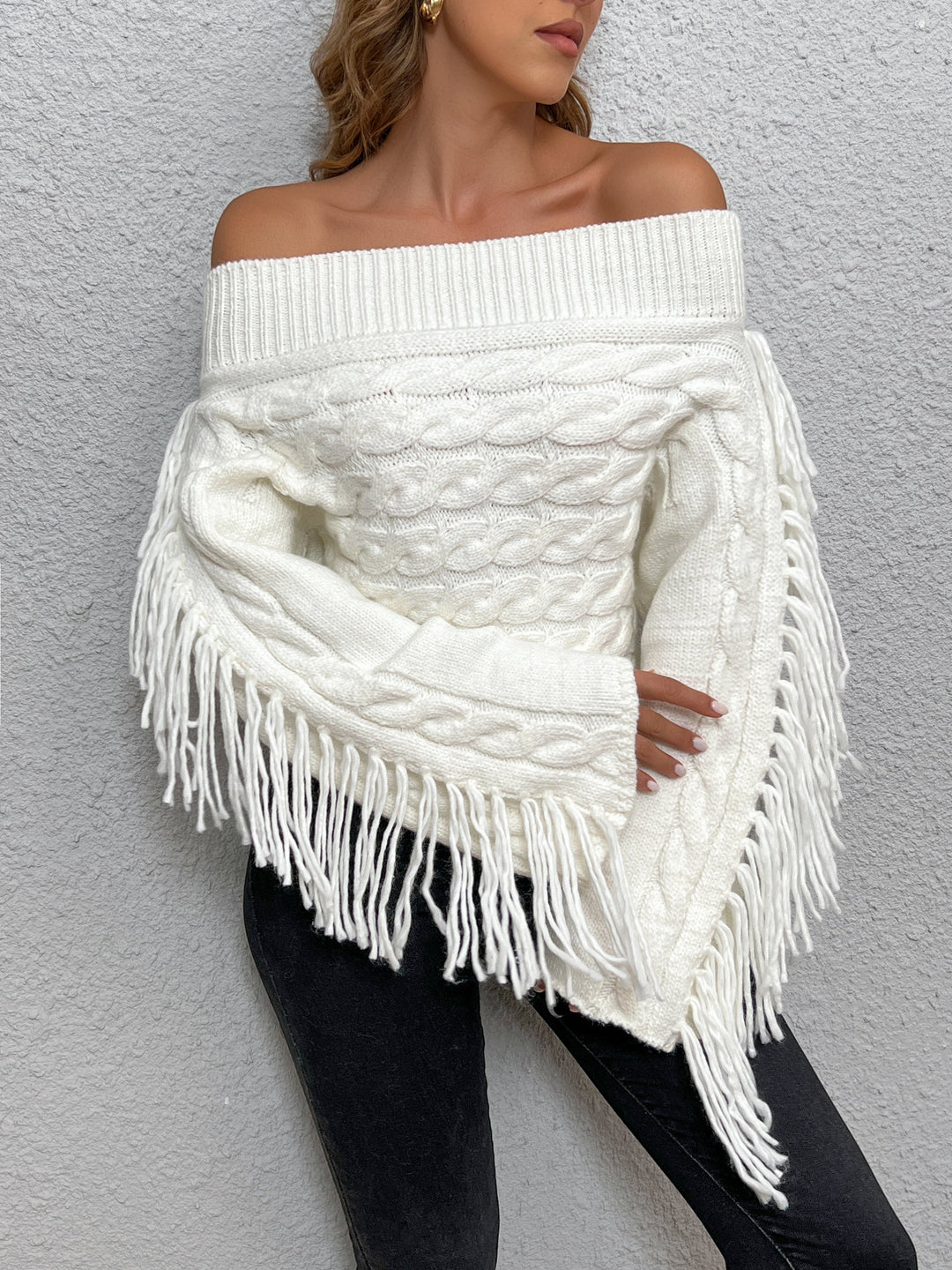 Drune | Off-shoulder Kabelstrick Pullover Unik und Trendy mit Fransen