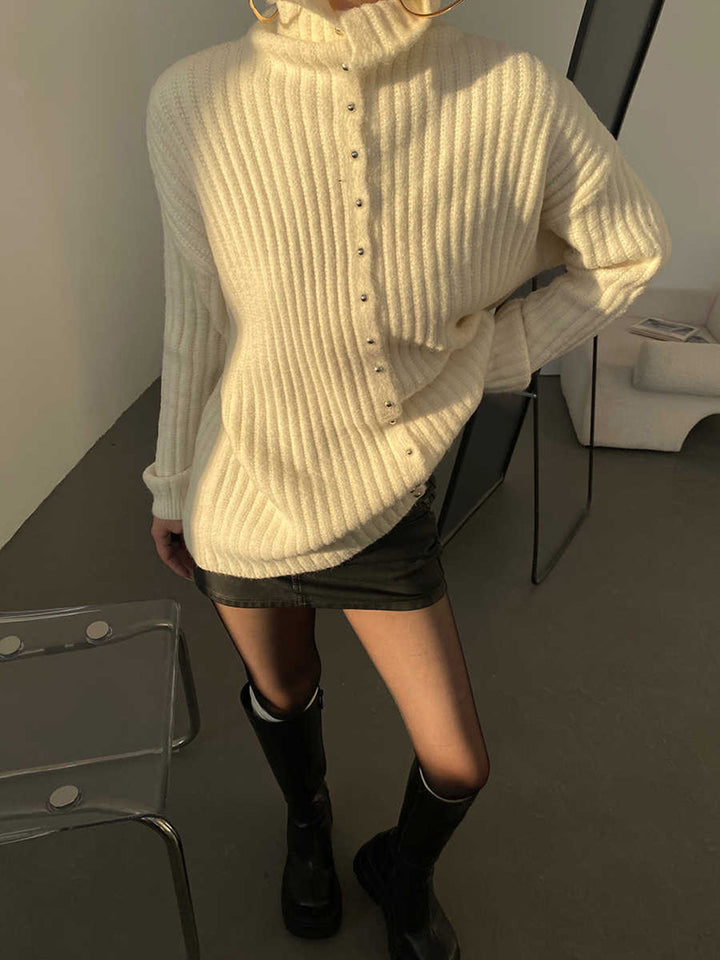 Drune | Off-shoulder Cardigan mit Perlenknöpfen Ribstrick Elegant und Lässig