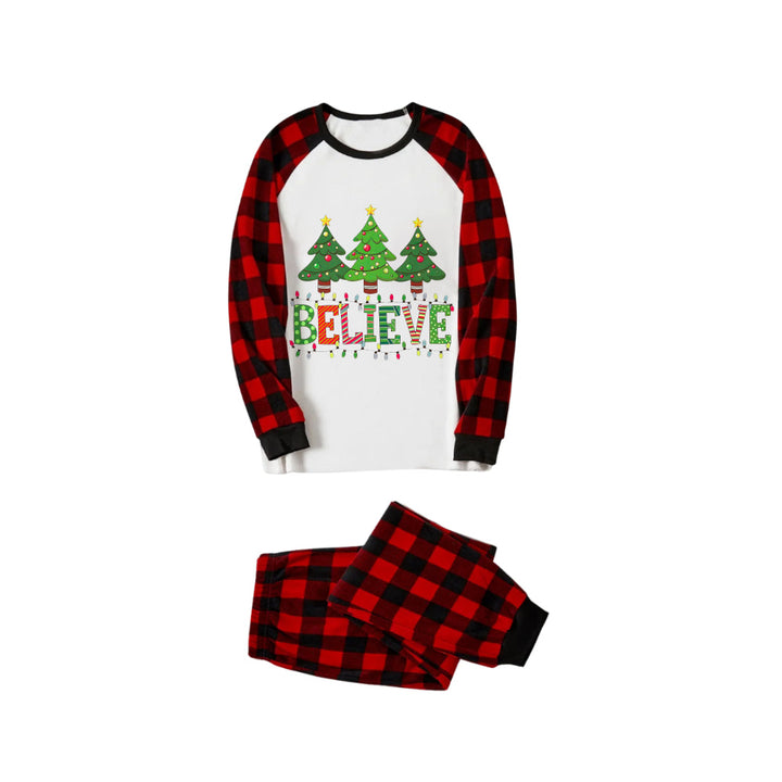 Drune | Rote und schwarze karierte Weihnachts-Pyjama-Set mit Weihnachtsbaum und "Believe"-Druck