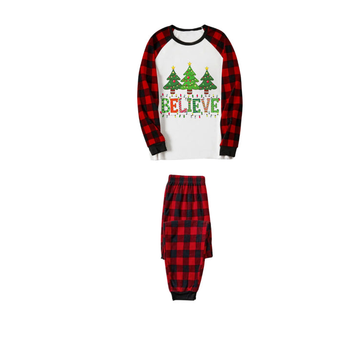 Drune | Rote und schwarze karierte Weihnachts-Pyjama-Set mit Weihnachtsbaum und "Believe"-Druck
