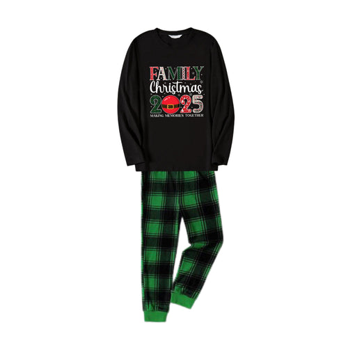 Drune | Weihnachts-Familien-Pyjamas im Partnerlook - Schwarzes Oberteil und grüne karierte Hose Pjs Set mit 