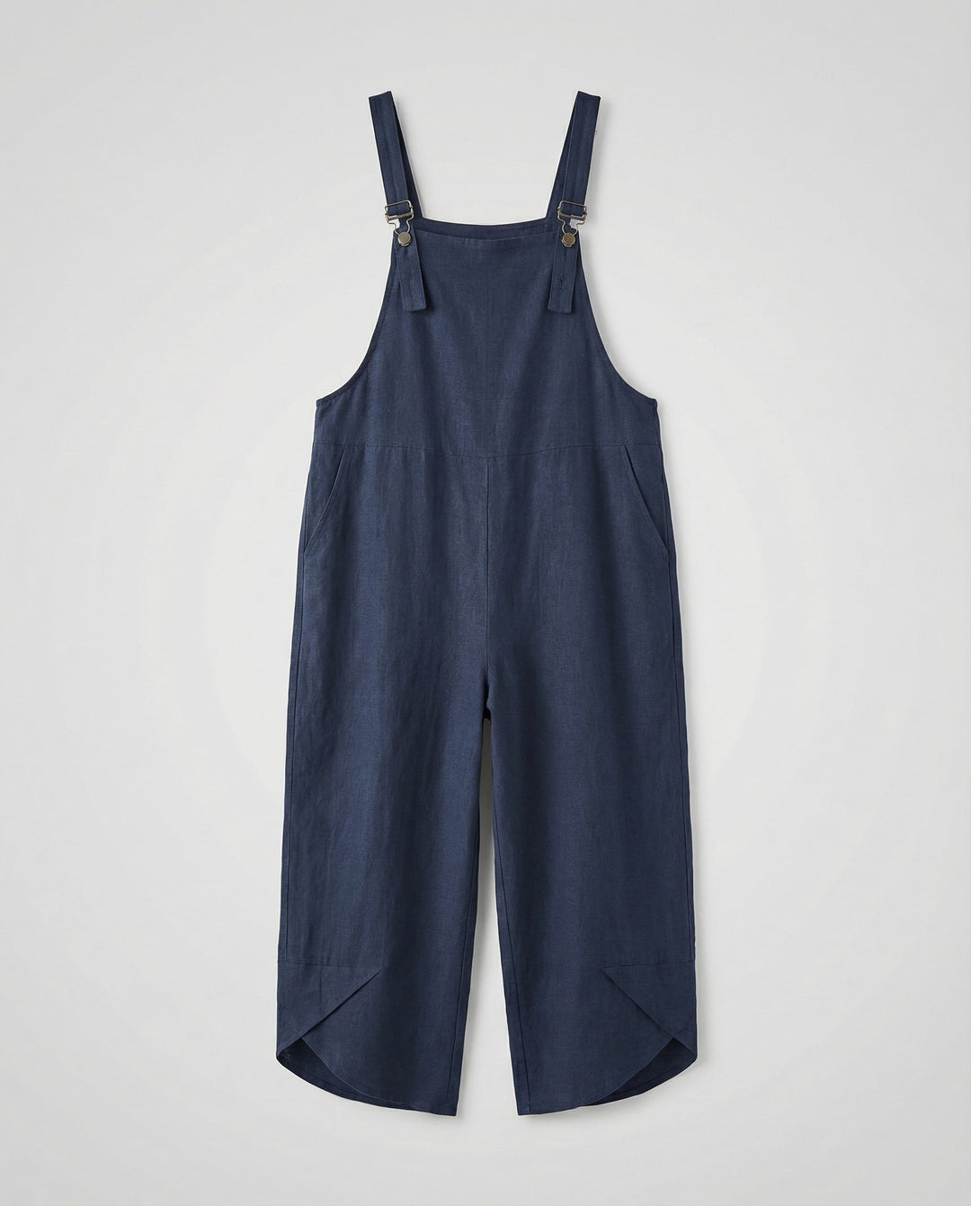 Lässige Sommer-Latzhose aus