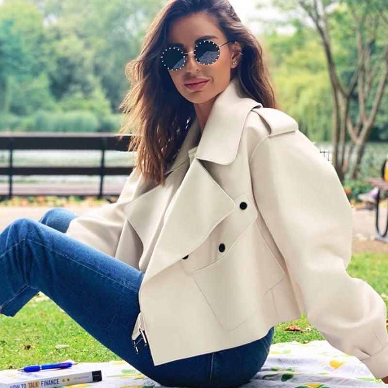 Drune | Kurze Damenjacke Eine lässige Lederjacke für Damen