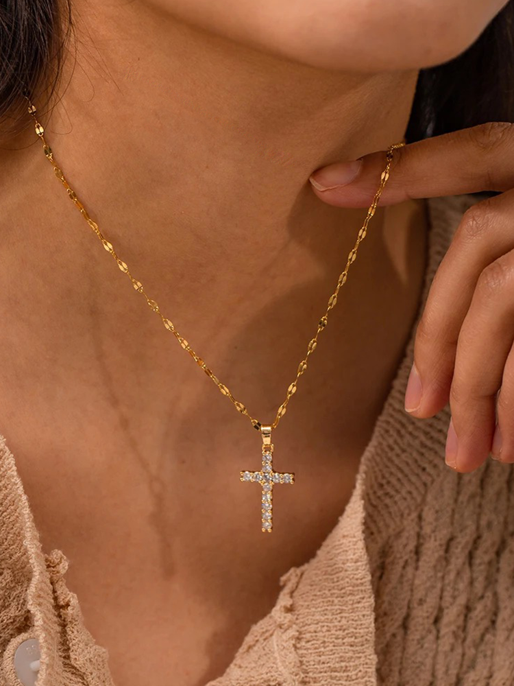 Drune | Goldene Zirkonia Kreuz Halskette Mit Anhänger Für Damen