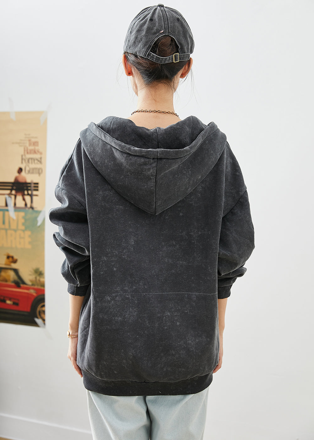 Drune | Schwarze Batik Buchstaben Druck Baumwollmäntel