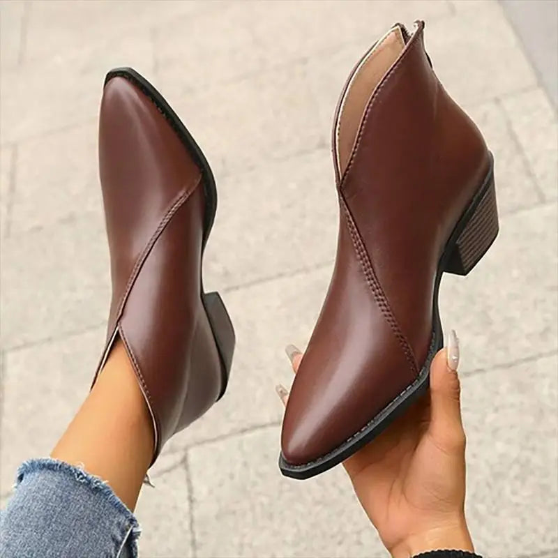 Damen Leder Stiefeletten mit Spitzer Spitze & Plateauabsatz | Drune