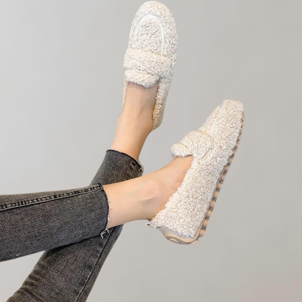 Drune |  Weicher Plüsch-Slipper für Damen