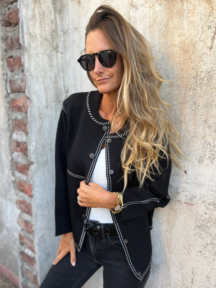 Drune | Kurze Jacke mit Kontrastnähten Rundhals Strukturiert und Elegant